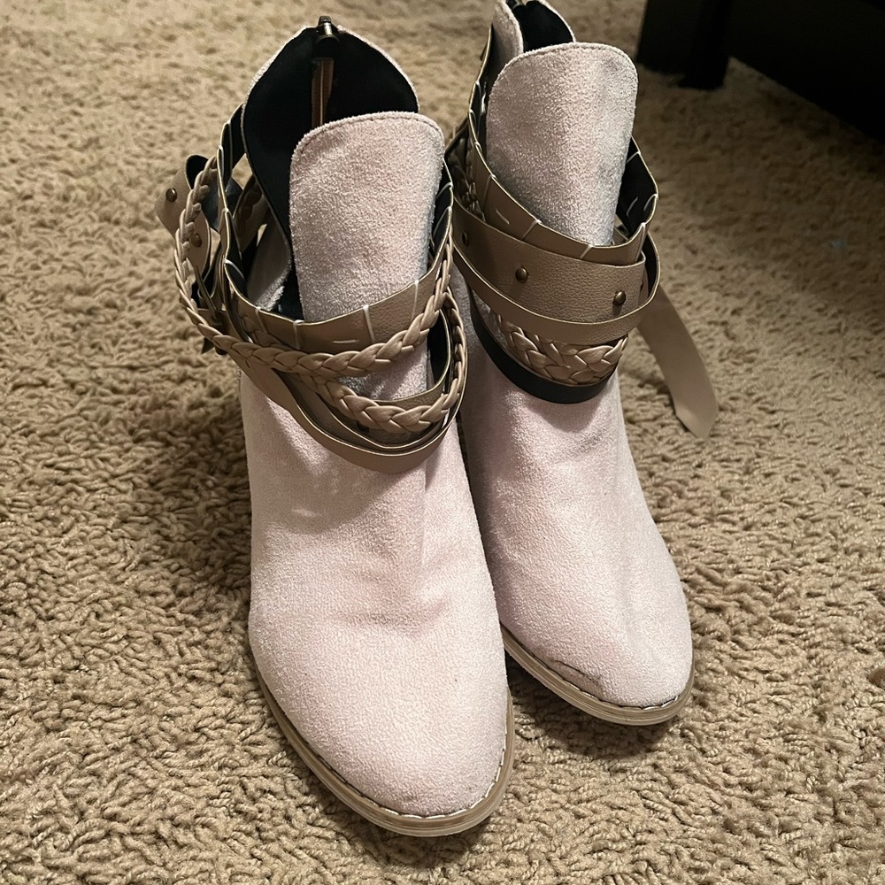 Boutique Boots